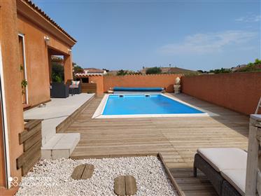 Vakkert hus med svømmebasseng i Occitanie Sud de France