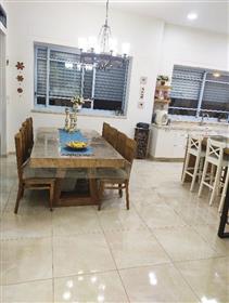 New villa in Mishmar HaYarden, 500Sqm, spacious bright and quiet