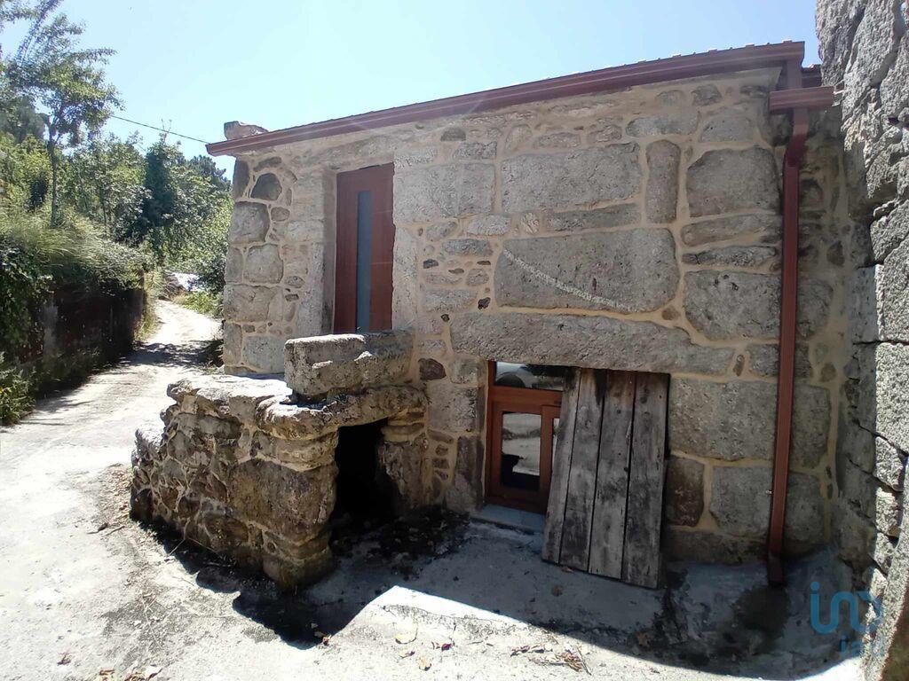 Home / Villa met 1 Kamers in São Paio met 52,00 m²