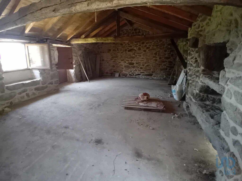 Home / Villa met 1 Kamers in São Paio met 52,00 m²