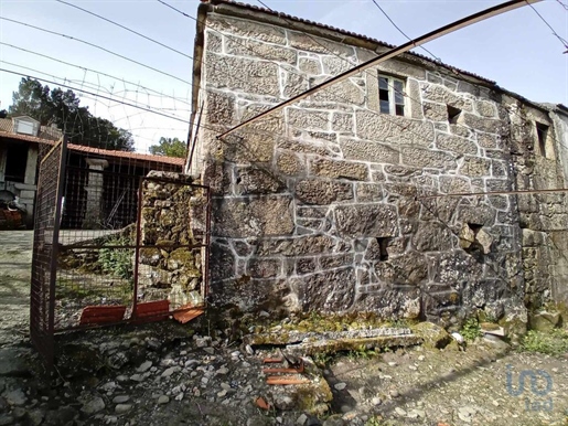Village house with 2 Rooms in Viana do Castelo with 26,00 m²