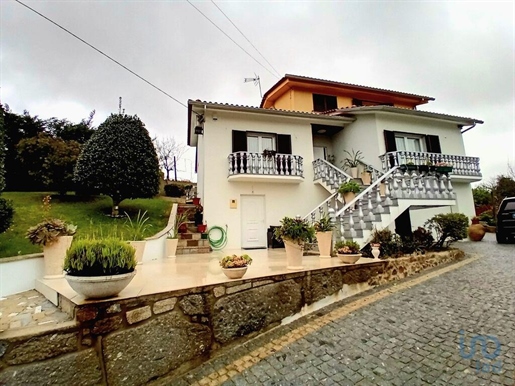 Casa del pueblo en el Braga, Vila Verde