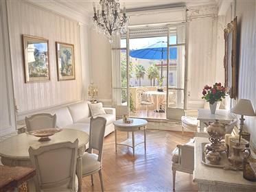 Apartament cu 3 camere în Belle-Epoque Palais lângă Hotel Negresco