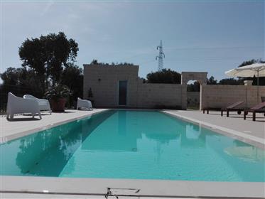 Villa with finely finished swimming pool 3 km from the sea