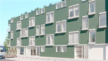 Third floor new 3 bedroom apartment in Almancil Algarve