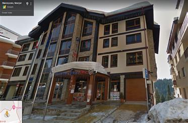 Venta de 2 apartamentos amueblados independientes en Pamporovo