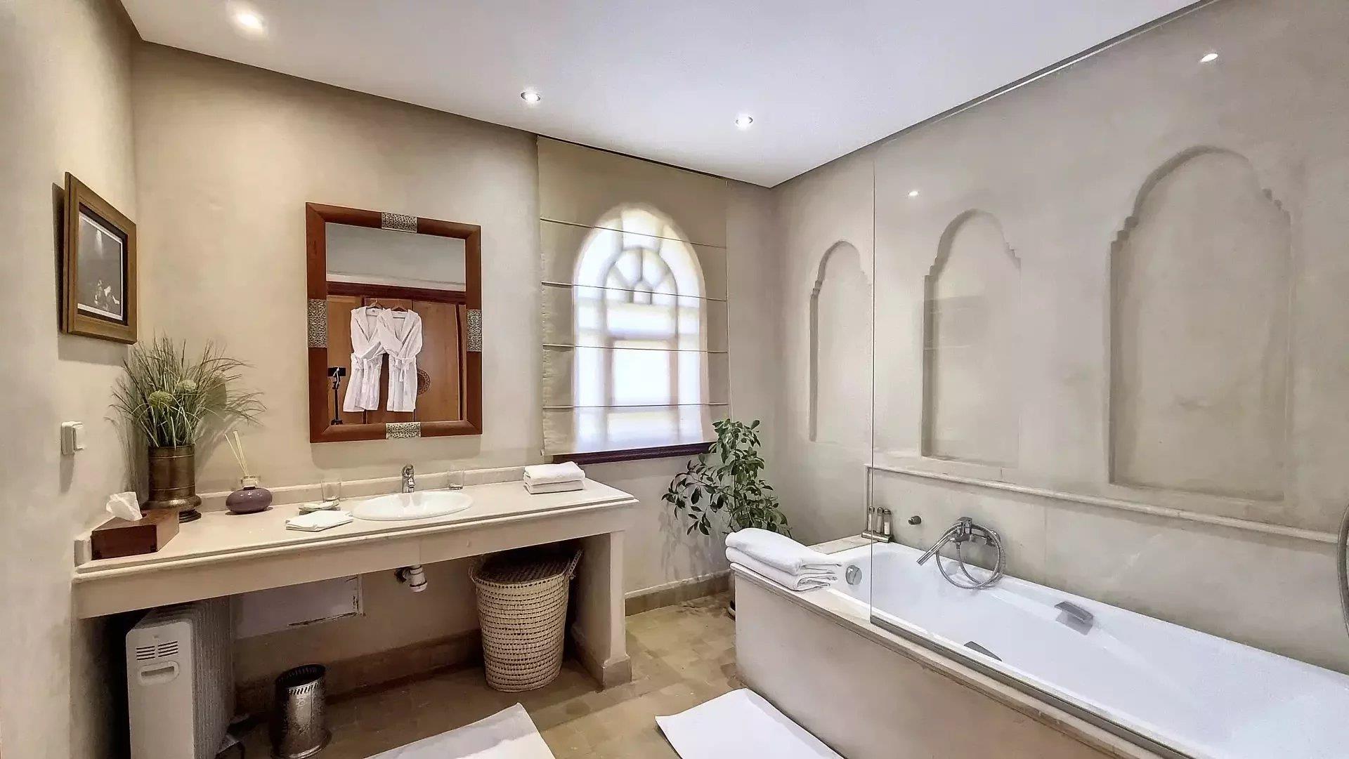 Morocco | Marrakesh | 5 bedrooms | 600 sqm | €2,300,000 | Ref:
