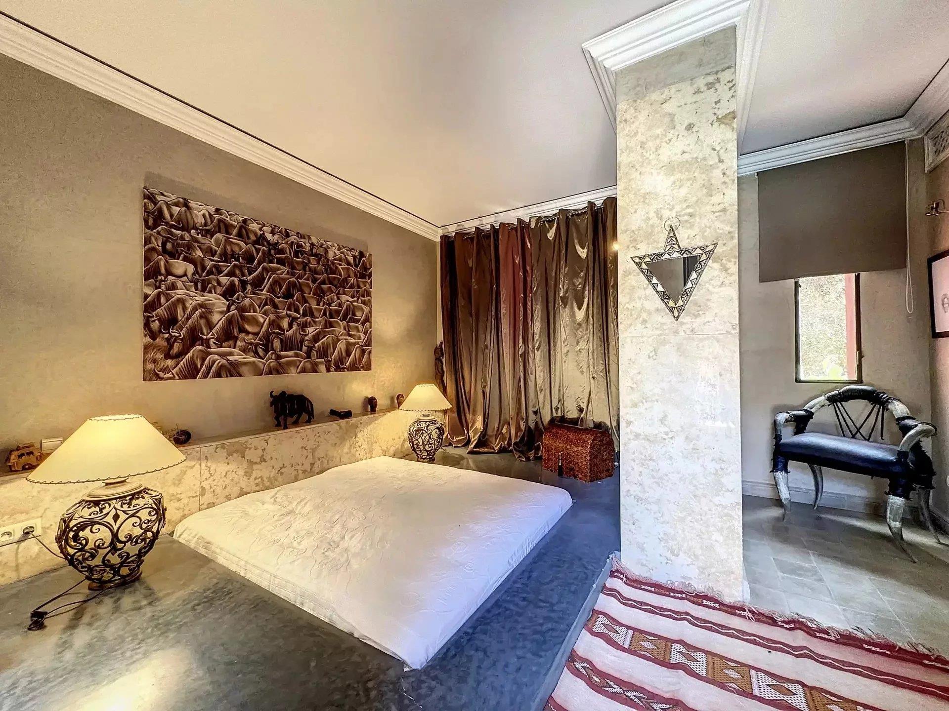 Morocco | Marrakesh | 6 bedrooms | Land 10,000 sqm | €1,490,000 | Ref: