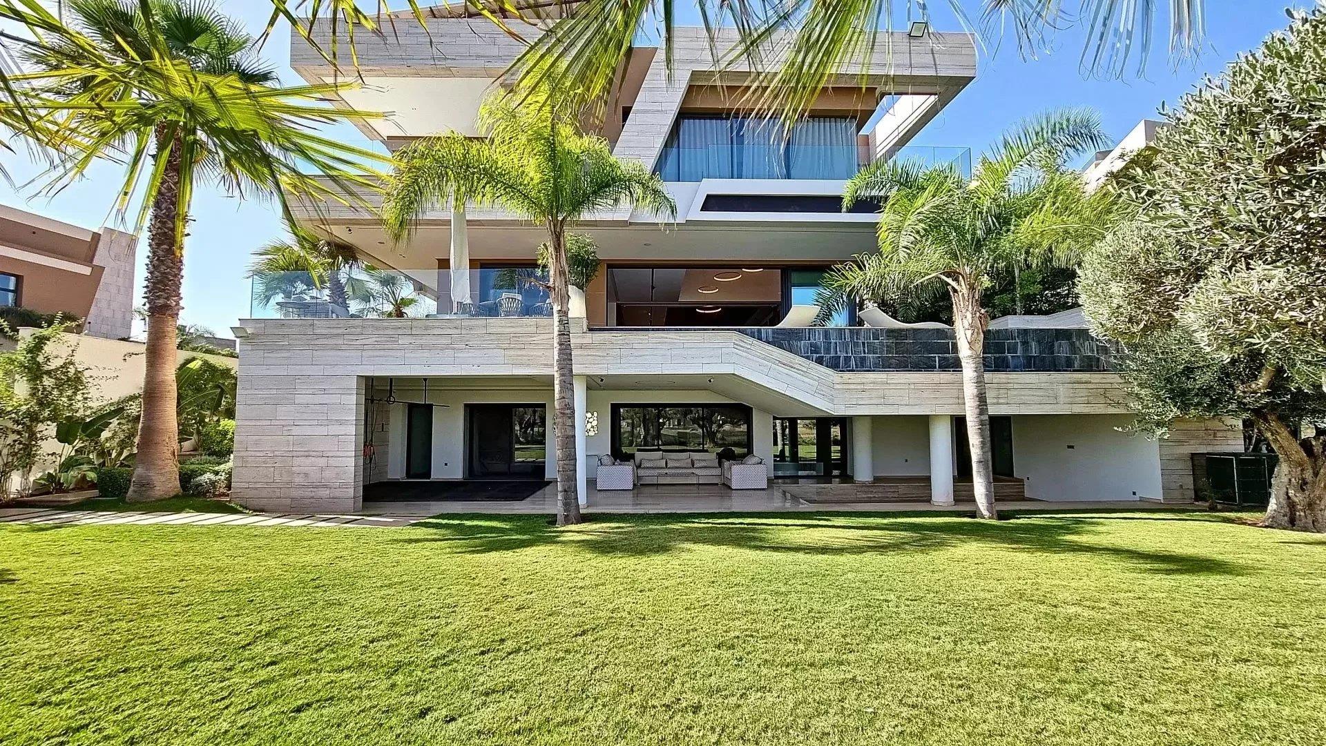 Morocco | Marrakesh | 5 bedrooms | 1,180 sqm | €2,500,000 | Ref: