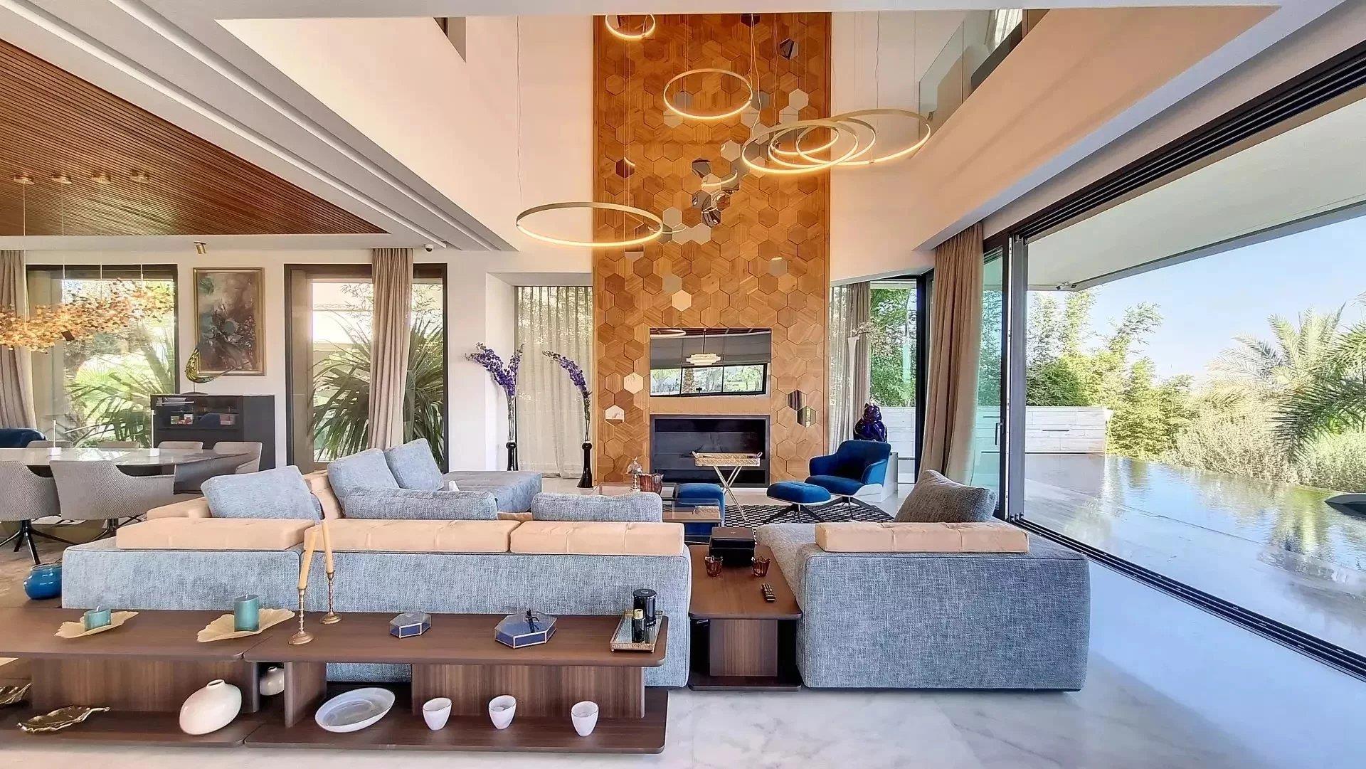 Morocco | Marrakesh | 5 bedrooms | 1,180 sqm | €2,500,000 | Ref: