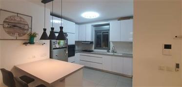 Nový 5-izbový byt, 117Sqm, v Kiryat Gat 