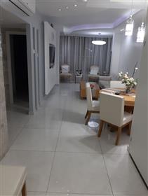 Neue komplett renovierte Wohnung, 95qm, in Ramla