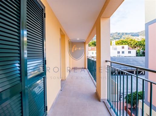 T2 Apartment - Funchal Center