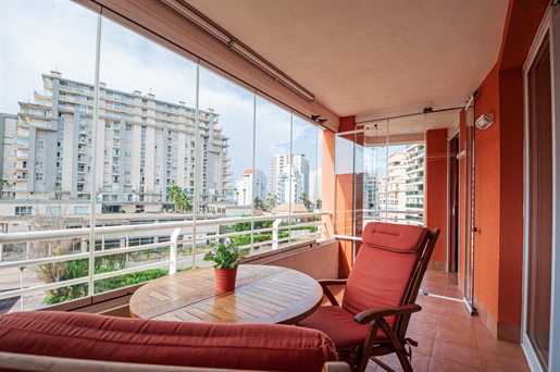 Compra: Apartamento (03710)