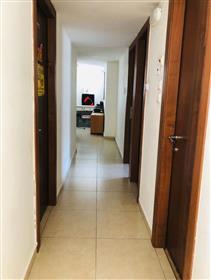 Apartament cu 5 camere, renovat, 128 Mp, in Rishon LeTsiyon