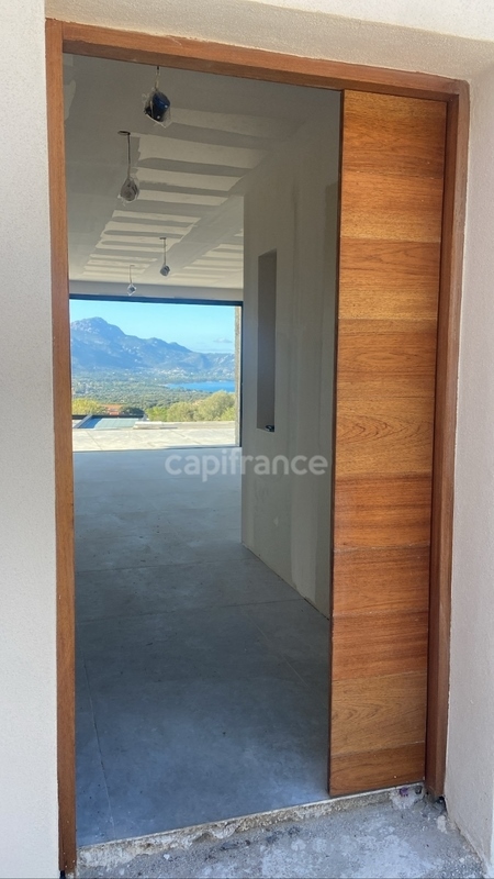 Dpt Corse (20), à vendre Lumio maison P6 de 205 m² vue mer sur terrain de 1800 m²