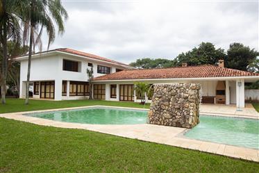 Двуетажна къща - Бразилия