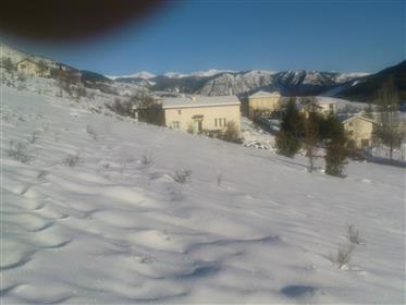 Grand chalet au calme, proche des stations de sli du Val d'Allos