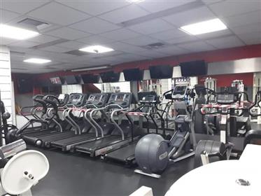 Til leje gym / aerobic, 330 Kvm, førsteklasses beliggenhed, i Ashdod