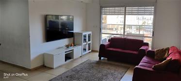 Spacious, bright and quiet apartment, 126 Sqm, in Ashkelon