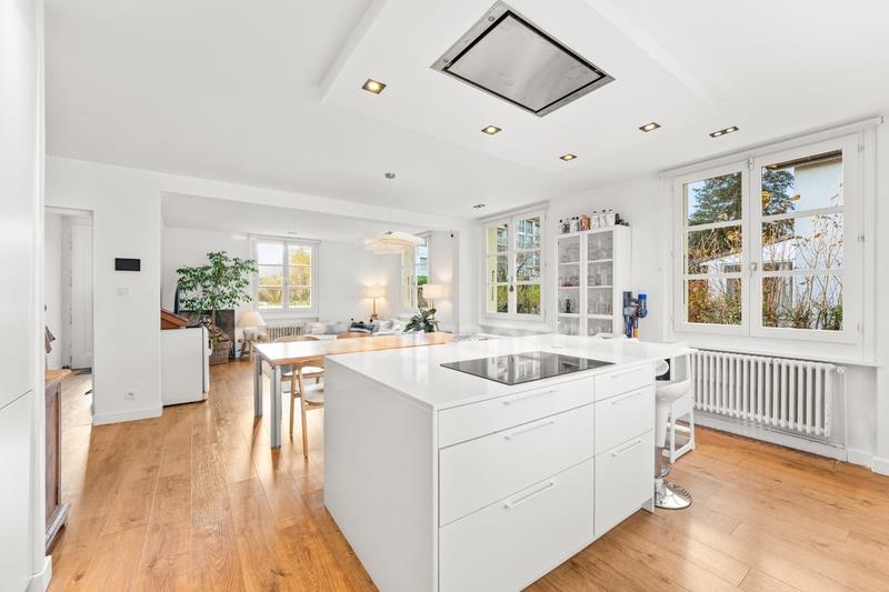 Maison à vendre, 207m², Divonne-les-Bains