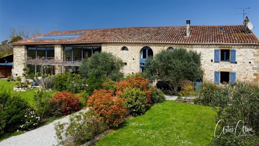 Dpt Haute Garonne (31), à vendre proche de Villefranche De Lauragais maison en pierre de 676 m² - Te