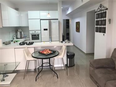 New apartment, 94 Sqm, spacious, bright and quiet, in Arza Motza Illit