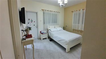 Beautiful, Spacious, bright and quiet apartment, 148 Sqm, in Beersheba