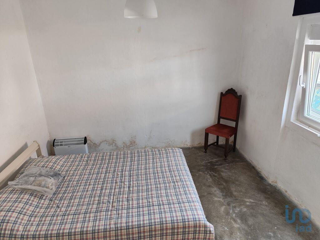 Traditional house with 3 Rooms in Benavila e Valongo with 95,00 m²