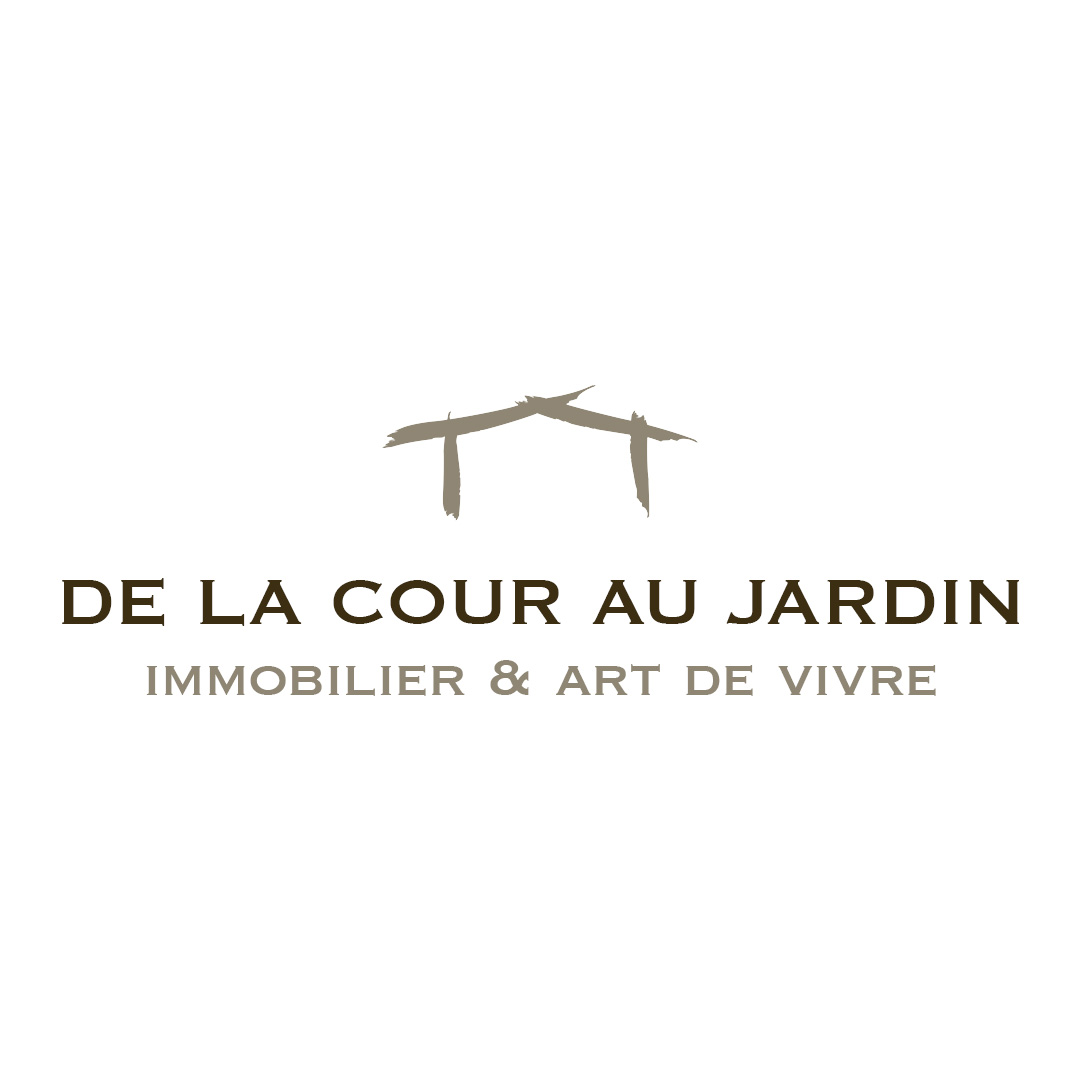 DE LA COUR AU JARDIN